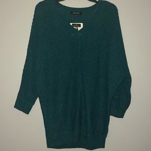 Over sized knitted sweater